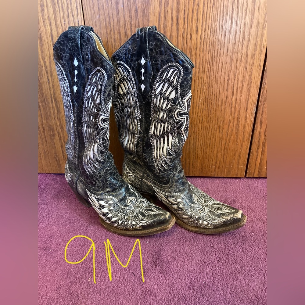 Cowboy boots women size 9.5M